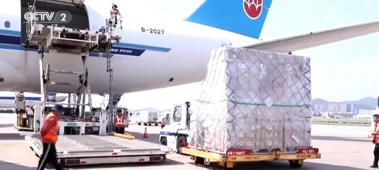 N個(gè)關(guān)鍵詞透視中國(guó)經(jīng)濟(jì) 增長(zhǎng)&ldquo;引擎&rdquo;動(dòng)力足