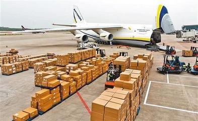 民航局預計“五一”旅客量降七成，大型航司日虧億元，貨運成亮點